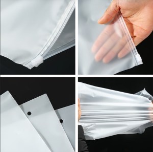 Paket_zip_lock_s_begunkom